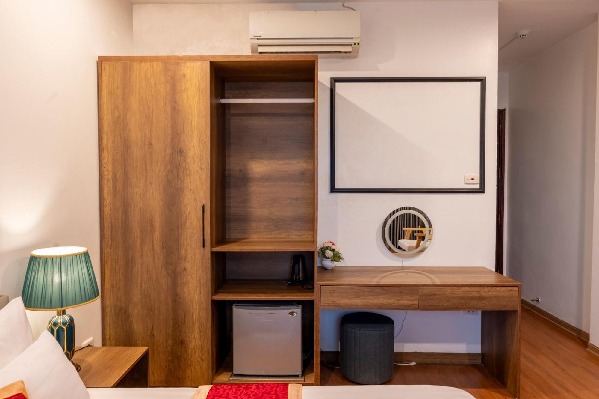 Clover Hanoi Hotel Екстериор снимка