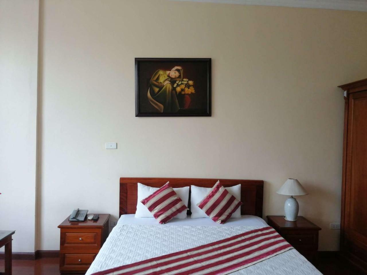 Clover Hanoi Hotel Екстериор снимка
